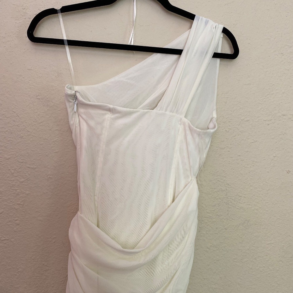 HOUSE OF CB 'Valentina' Ivory white Asymmetric Cutout Midi Dress NWOT Size S - Picture 11 of 13